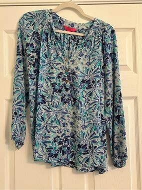 Lilly Pulitzer Elsa Silk Blouse, "Iris Blue High Maintenance", size L, EUC